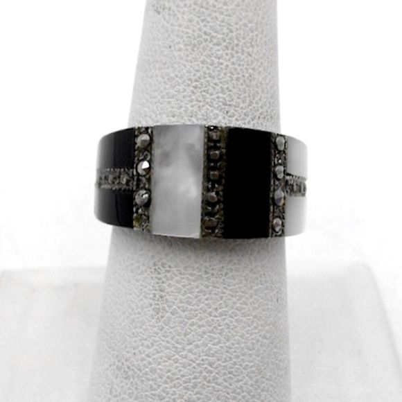 Vintage Mother of Pearl Black Onyx Marcasite Sterling Silver Ring - Picture 4 of 8